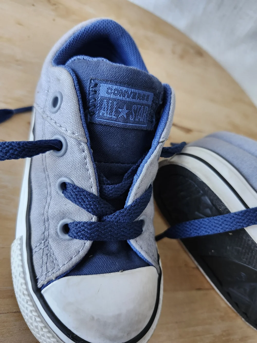 Converse Kids' Low Top Sneakers - Light Gray with Navy